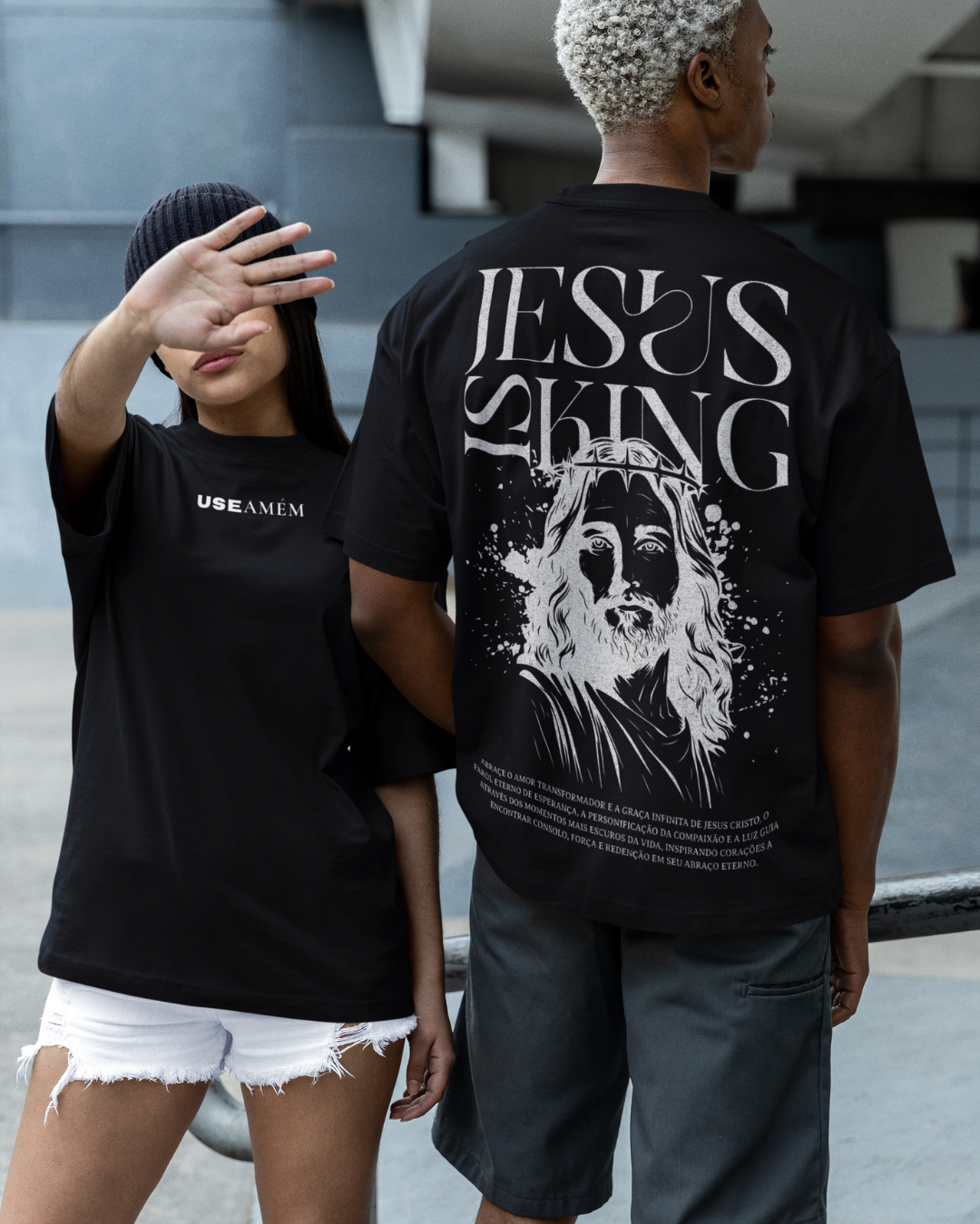 Camiseta Oversized Jesus is King — USEAMÉM