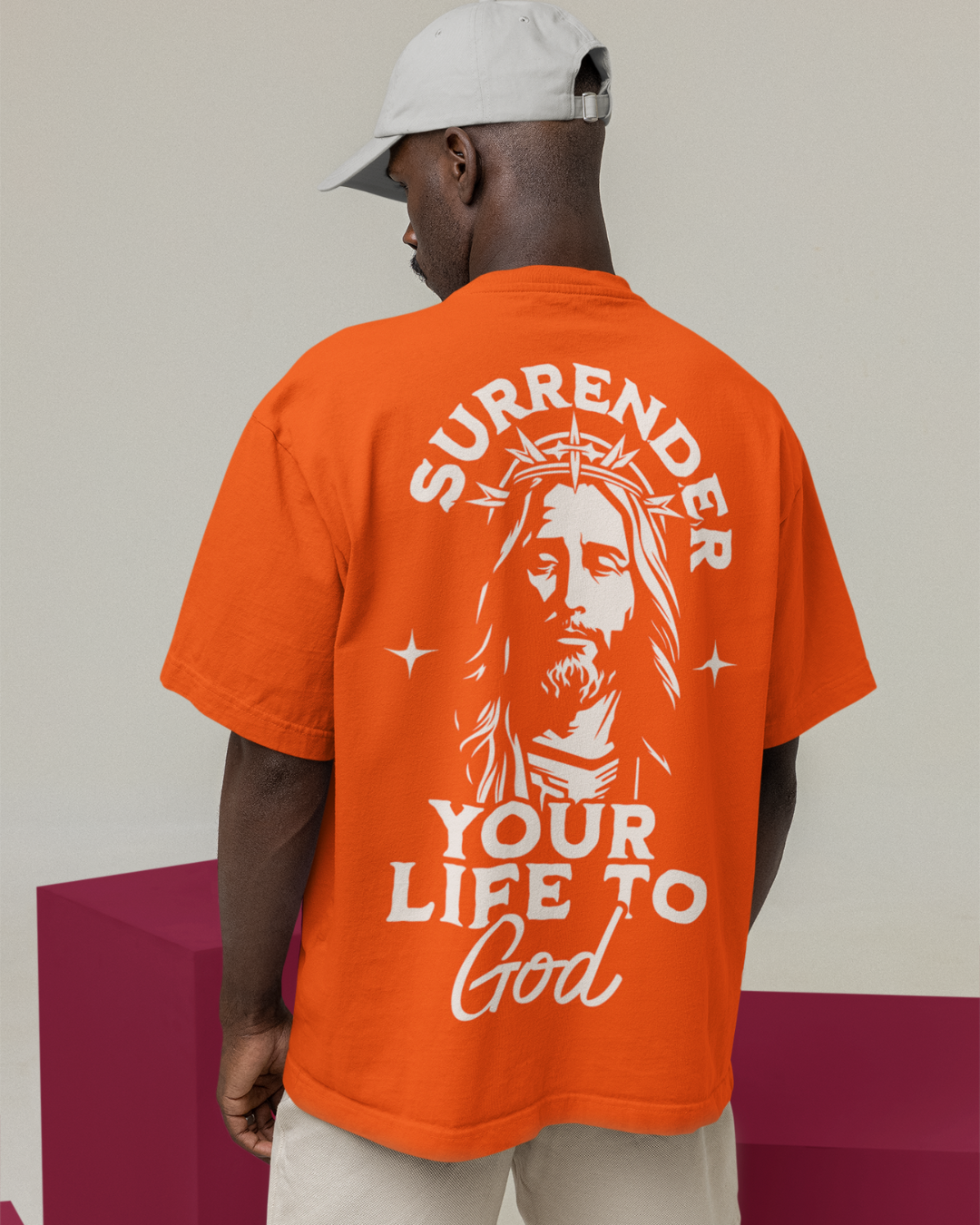 Camiseta Oversized Surrender Your Life to God — USEAMÉM