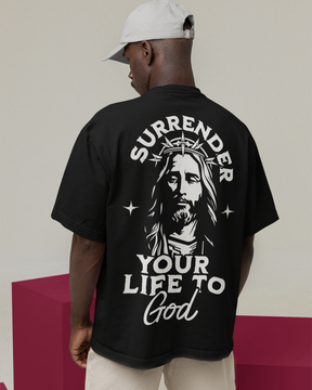 Camiseta Oversized Surrender Your Life to God — USEAMÉM