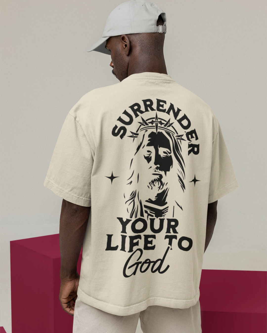 Camiseta Oversized Surrender Your Life to God — USEAMÉM