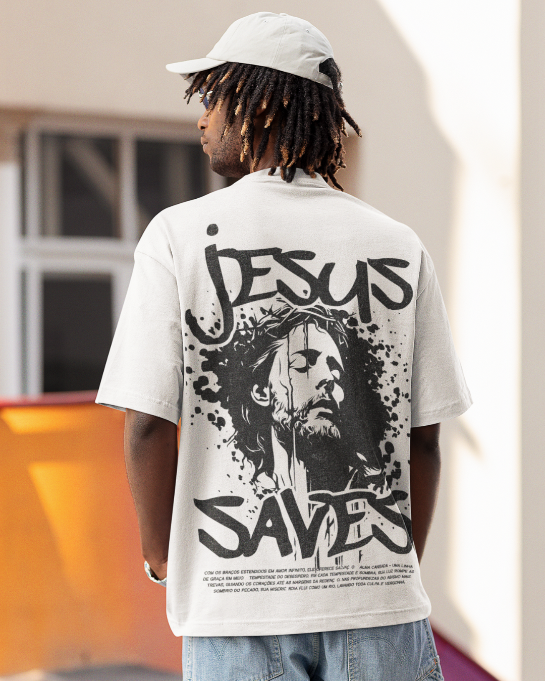 Camiseta Oversized Jesus Saves — USEAMÉM