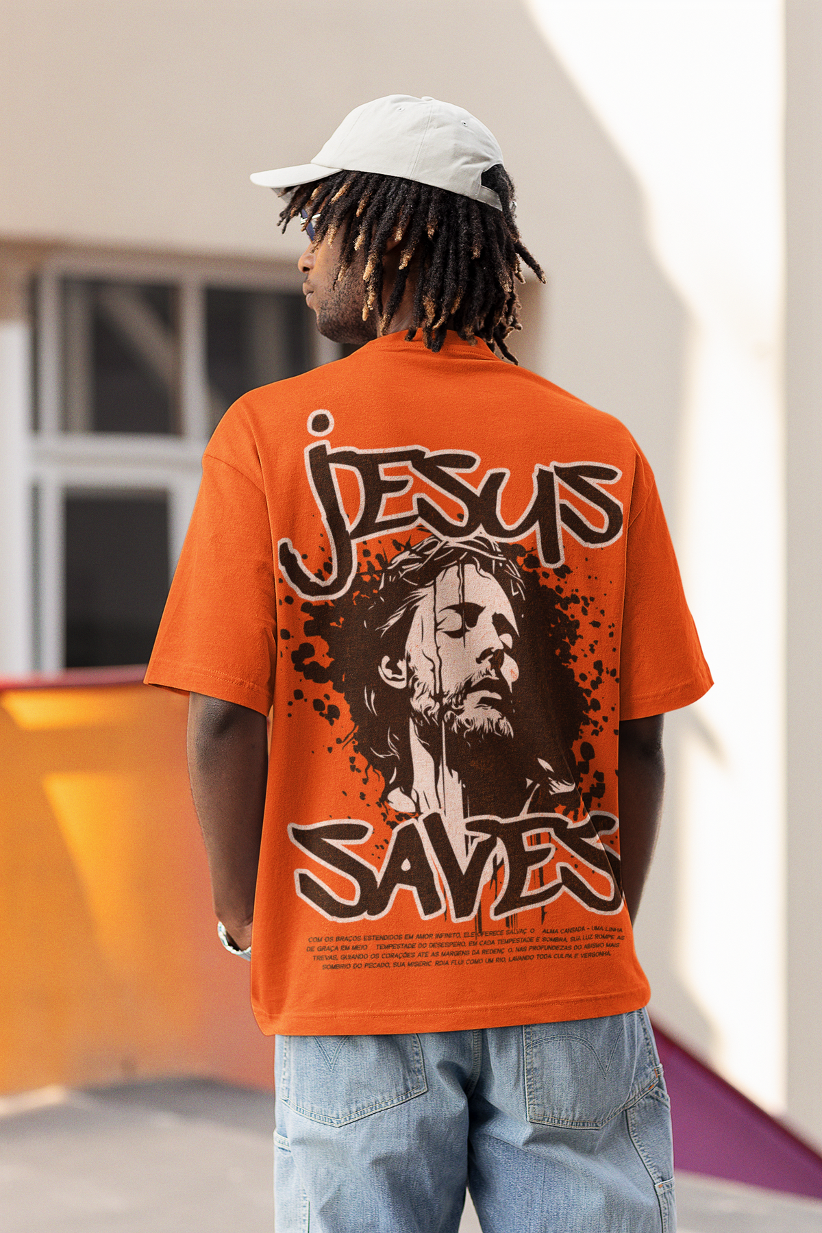 Camiseta Oversized Jesus Saves — USEAMÉM