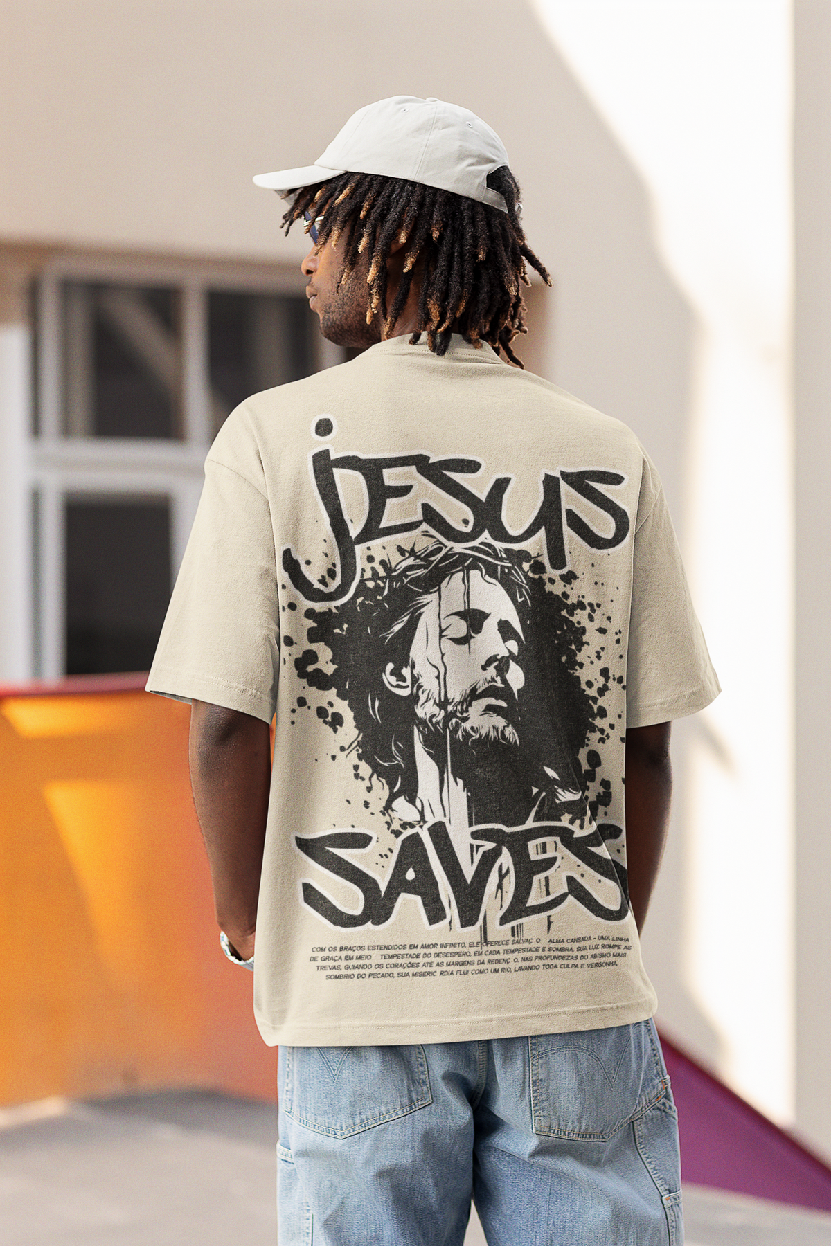 Camiseta Oversized Jesus Saves — USEAMÉM