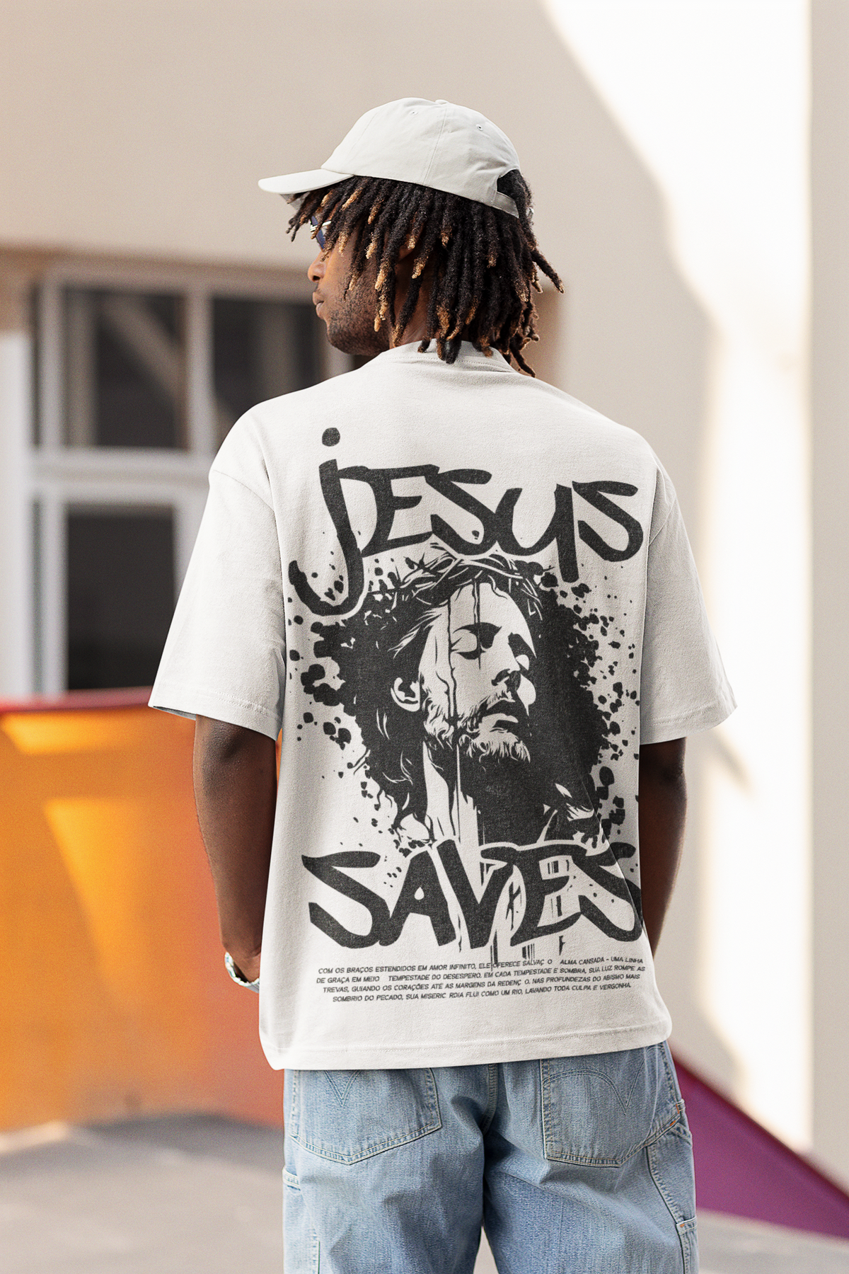 Camiseta Oversized Jesus Saves — USEAMÉM