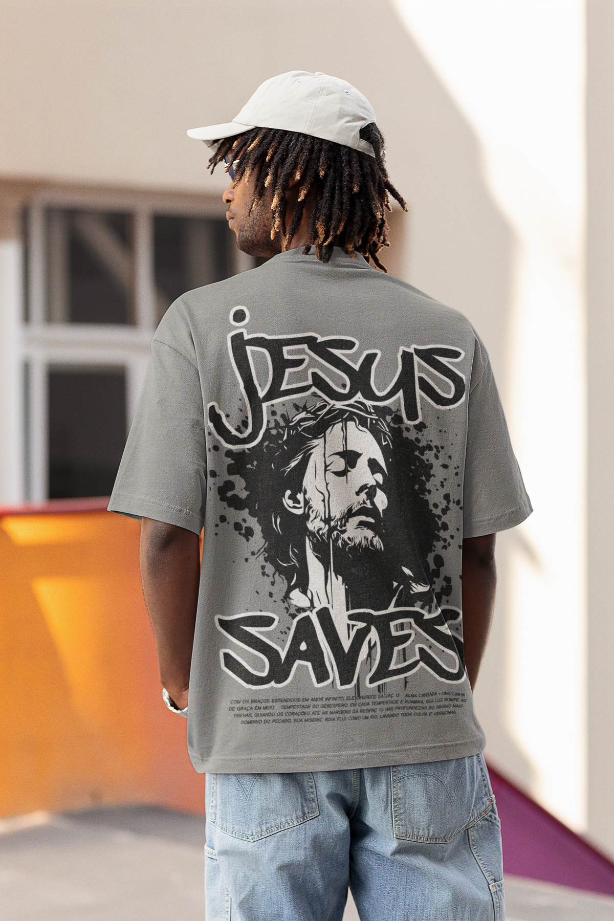 Camiseta Oversized Jesus Saves — USEAMÉM