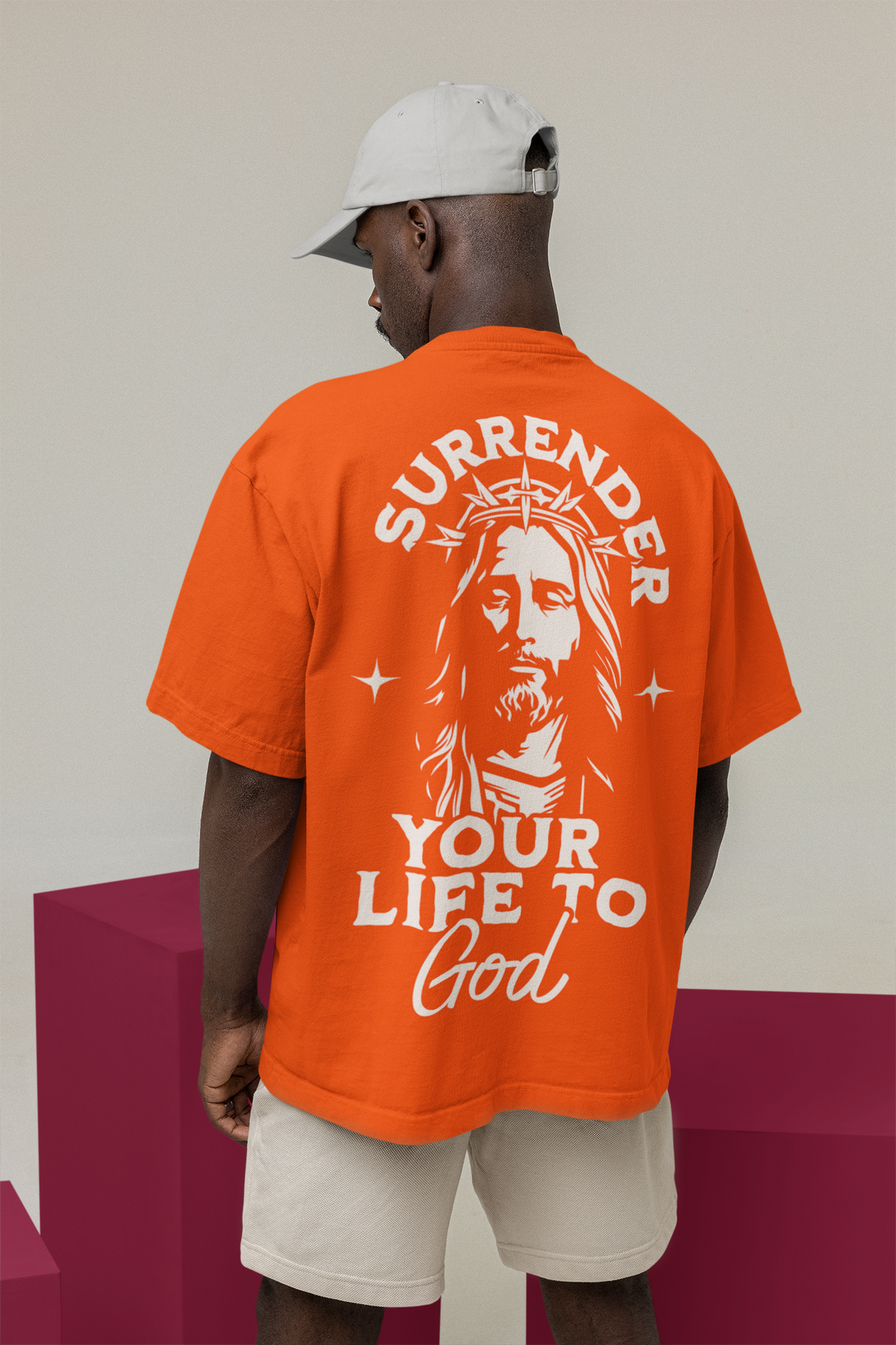 Camiseta Oversized Surrender Your Life to God — USEAMÉM