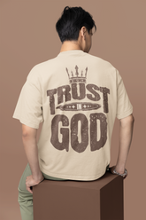 Camiseta Oversized Trust in God — USEAMÉM